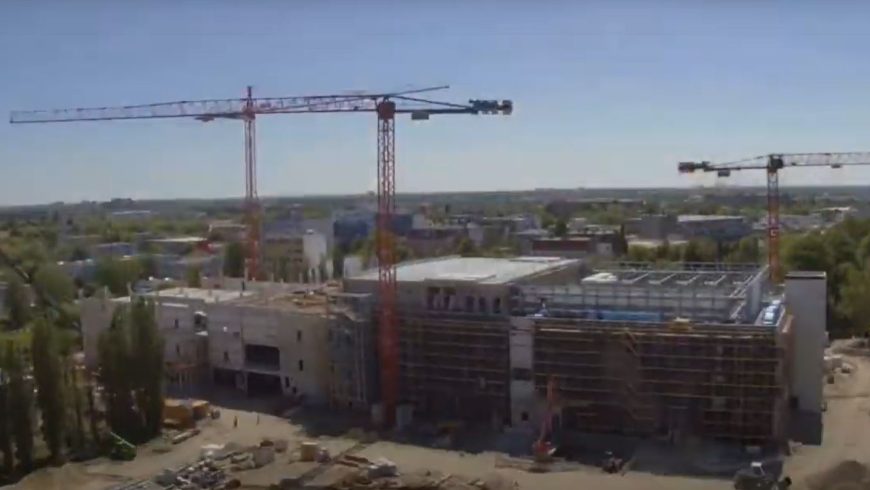 Time lapse video of a data center build